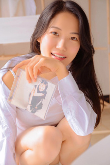 小妖精抬起臀嗯啊H办公室